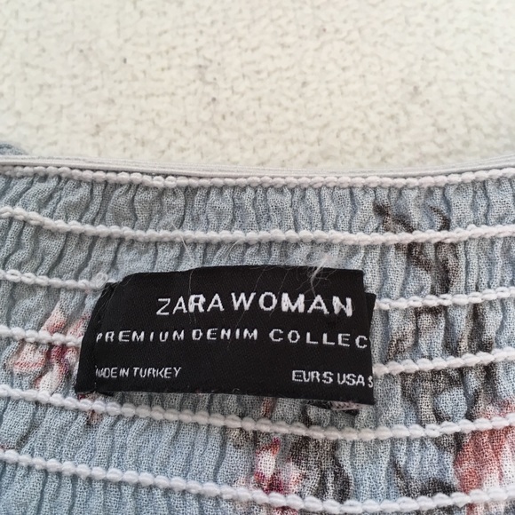 Zara off the shoulder top. Size small - Picture 4 of 4